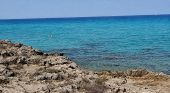 Cosa succede se bevi acqua di mare? Ecco come reagisce il nostro corpo