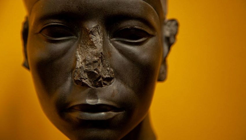 Perch&eacute; la maggior parte delle statue egizie ha il naso rotto? Non &egrave; solo colpa del tempo