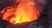 Il vulcano "Bocca dell'Inferno" si sta risvegliando: gli scienziati avvertono che il magma si sta accumulando sotto uno dei crateri pi&ugrave; pericolosi della Terra