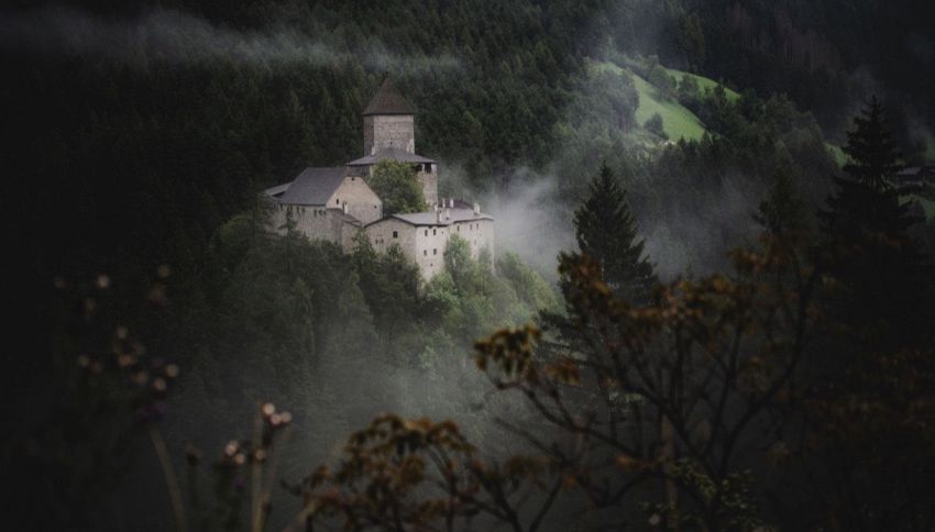 Hai il coraggio di andarci? I 5 luoghi pi&ugrave; misteriosi e inquietanti del Lazio da visitare ad Halloween