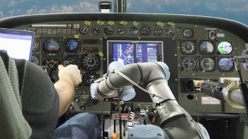 Alias, pilota automatico robotizzato