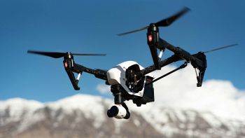 La Svezia mette al bando i droni per motivi di privacy
