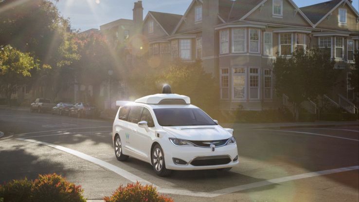 Chrysler Pacifica personalizzata Waymo