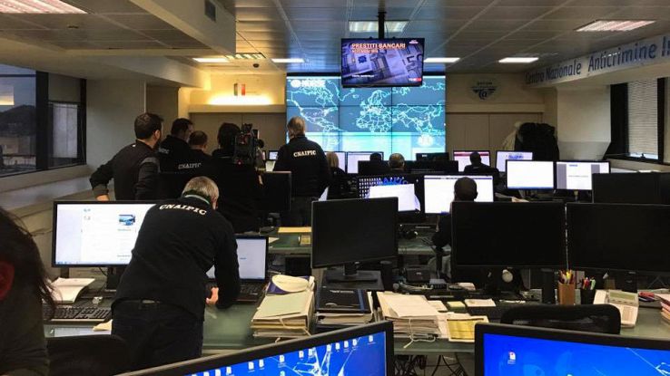 Operazione della Polizia Postale