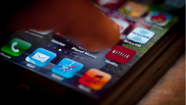 Scaricare film Netflix con Android conviene più che con iOS