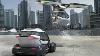 L'auto del futuro che si trasforma in drone e parla italiano. Foto