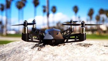 Kudrone, il drone per i selfie grande come il palmo di una mano