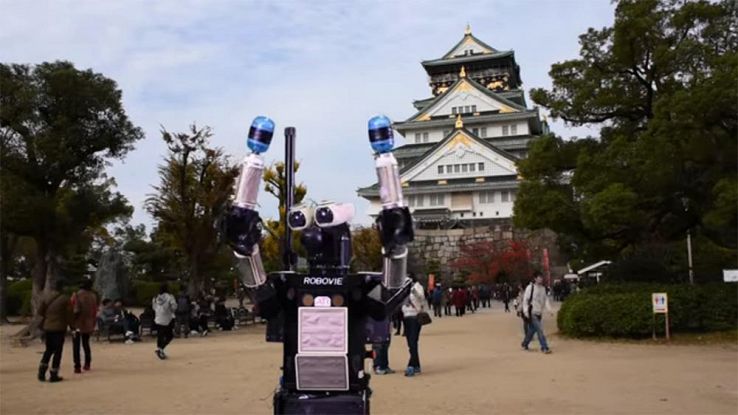 Il robot che sfida tutti a colpi di rap arriva dal Giappone