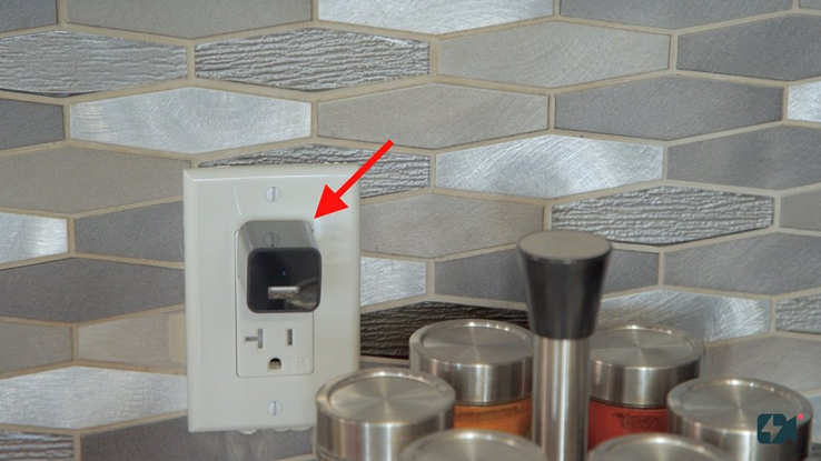 LookOut Charger, telecamera di sicurezza mascherata da caricabatteria