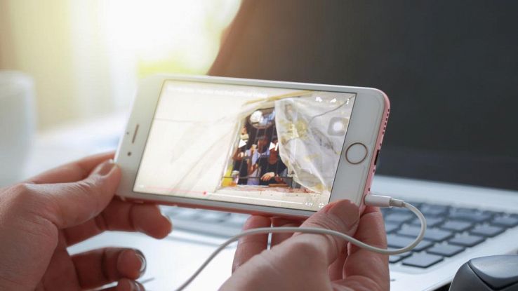 Dieci applicazioni per trasformare l'iPhone in una videocamera