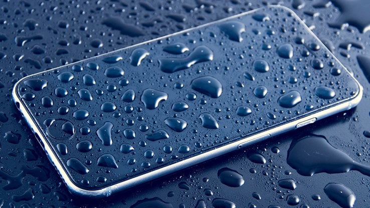 IP67 e IP68: lo smartphone è impermeabile o resistente all'acqua?