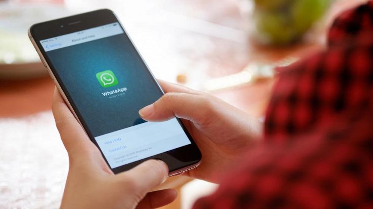 Come funzionano gli album fotografici su WhatsApp