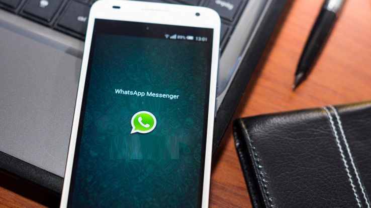 Come usare WhatsApp come archivio appunti, foto e video personali