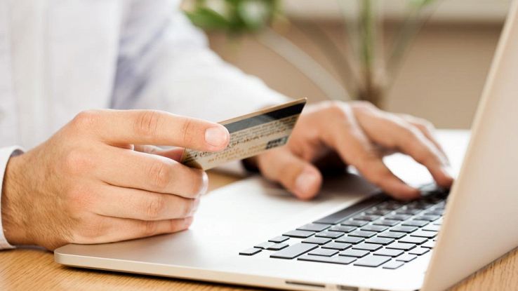 E-commerce cresce ancora: +16% nel 2016