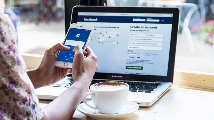 Come usare più account Facebook su uno stesso browser