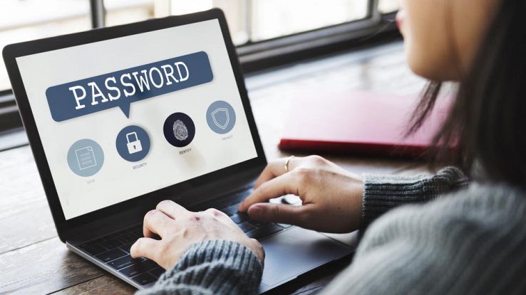 Password sicure e semplici da ricordare, i consigli dell'hacker