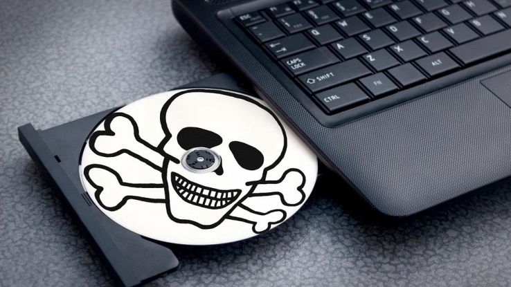 PMI, lavoratori italiani contro il software pirata