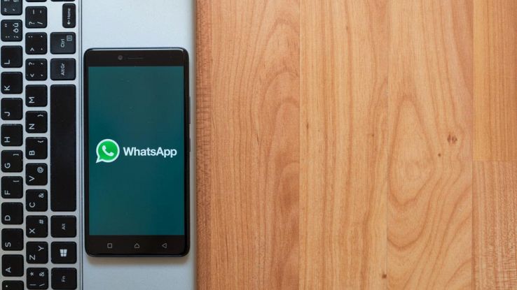 WhatsApp torna a pagamento? È possibile (ma c'è il trucco)