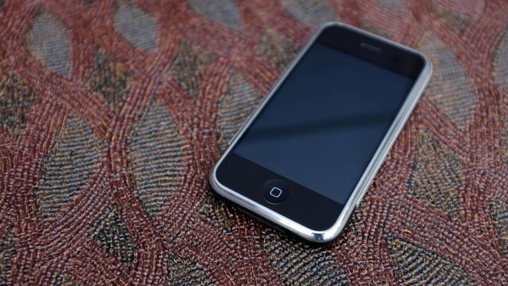 5 ragioni per cui vale la pena tenere il vecchio iPhone