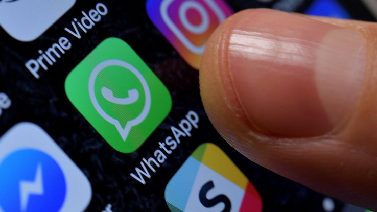 WhatsApp, leggibili i messaggi eliminati