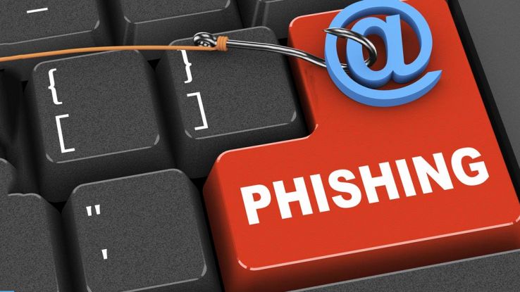 False email dell'Agenzia delle entrate, la Polizia lancia l'allarme