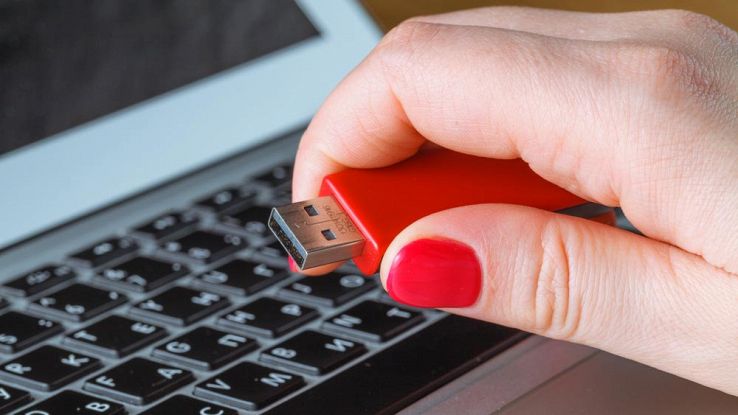 Dal 2018 le chiavette USB diventano RAEE: come riciclarle