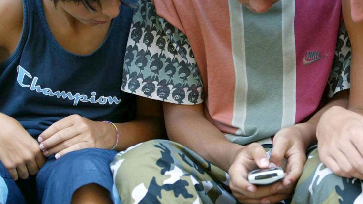 Dipendenza da smartphone crea squilibrio