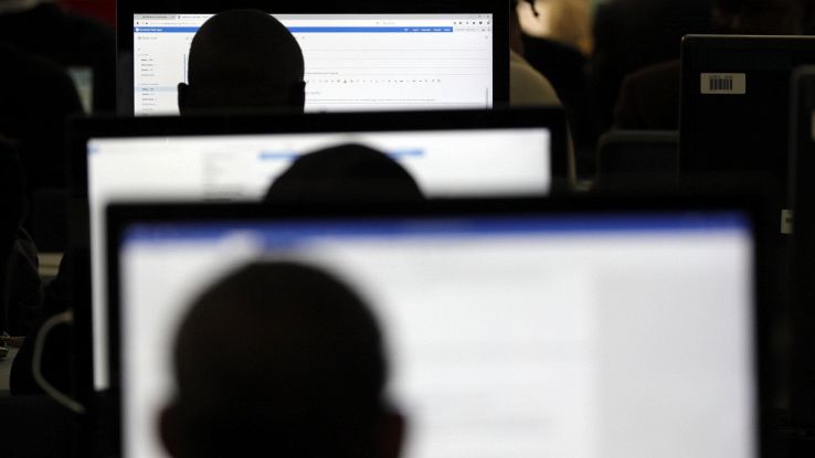 Wsj, Intel avvisò di falle prima la Cina