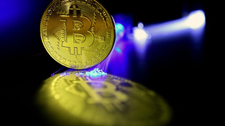 Bitcoin, crescono virus per il 'mining'