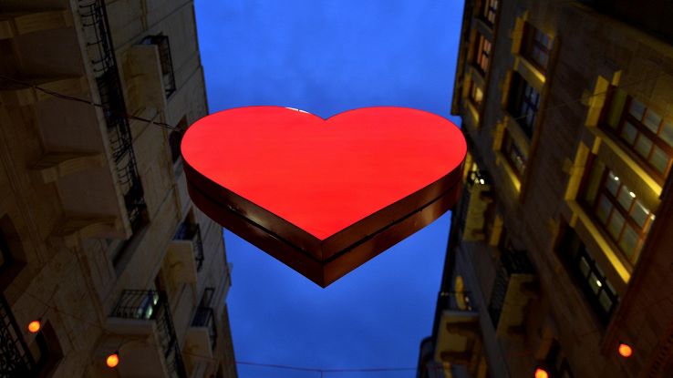 San Valentino, boom di e-mail truffa