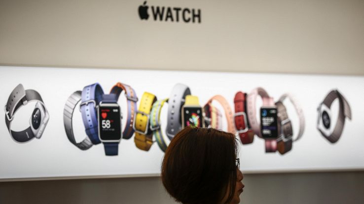 Cresce mercato wearable, Apple in testa