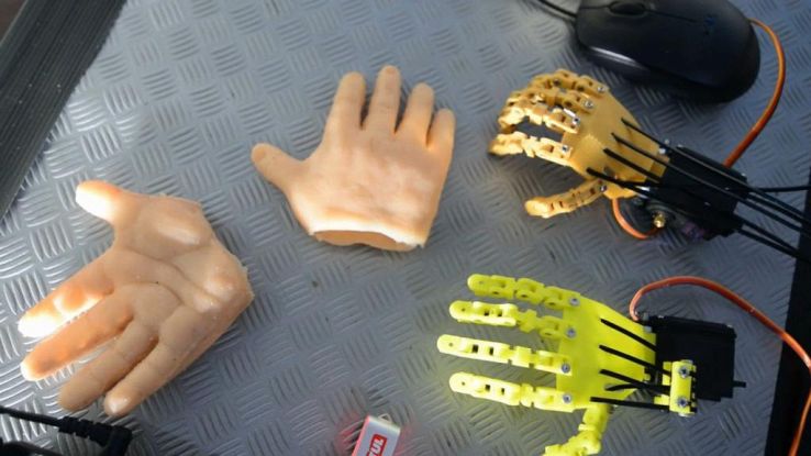 E' italiana mano robotica a basso costo