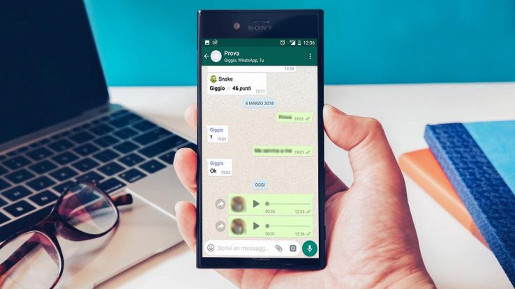 Come registrare note audio su WhatsApp senza tenere il tasto premuto