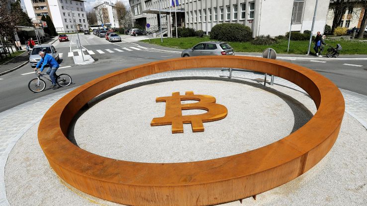 Bitcoin a solare, da Italia sfida green