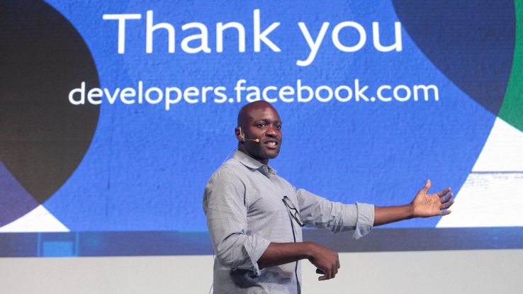 Fb, dati usati per social su smartphone