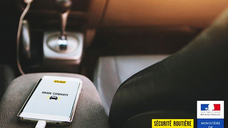 Francia,app blocca smartphone alla guida