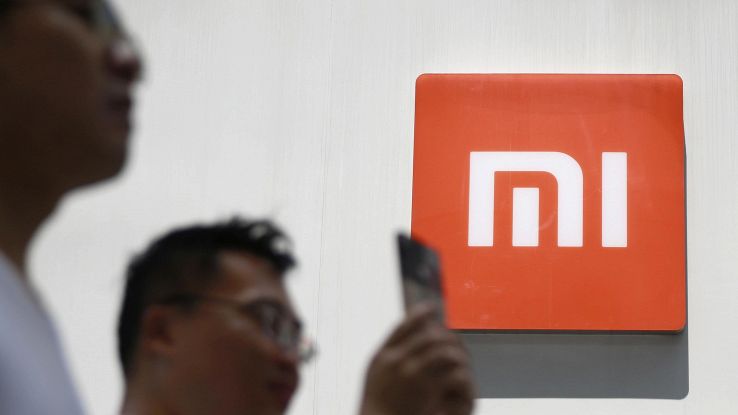 Xiaomi delude esordio in Borsa, -5,5%