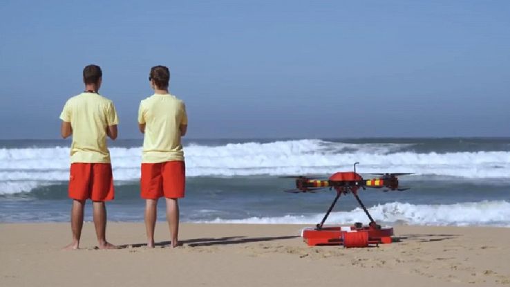 Addio Baywatch, arriva il drone bagnino