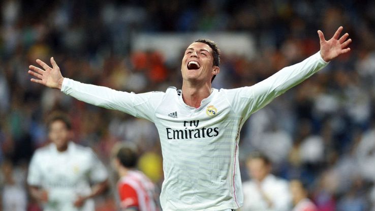 Cristiano Ronaldo viste la camiseta del Real Madrid en el FIFA 19