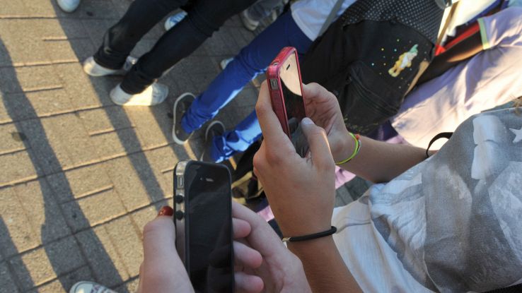 Instagram riunisce i compagni di scuola