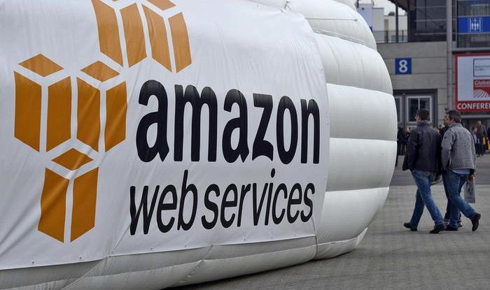 Amazon fa il 'postino' senza permesso, multa 300mila euro