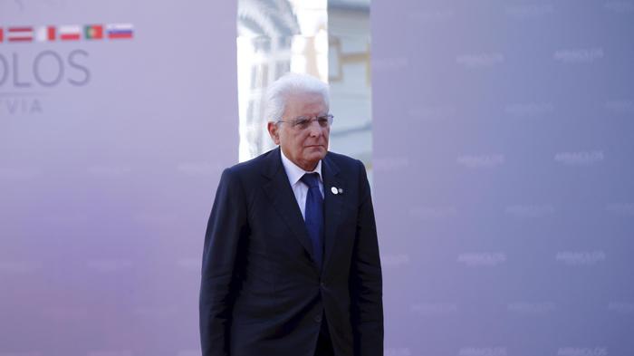 Mattarella, allarmante Stati ostili dietro attacchi web