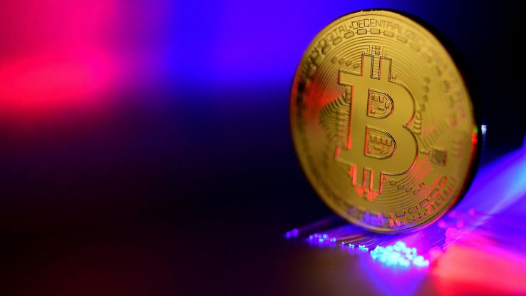 Bitcoin ha 10 anni, manifesto è del 2008