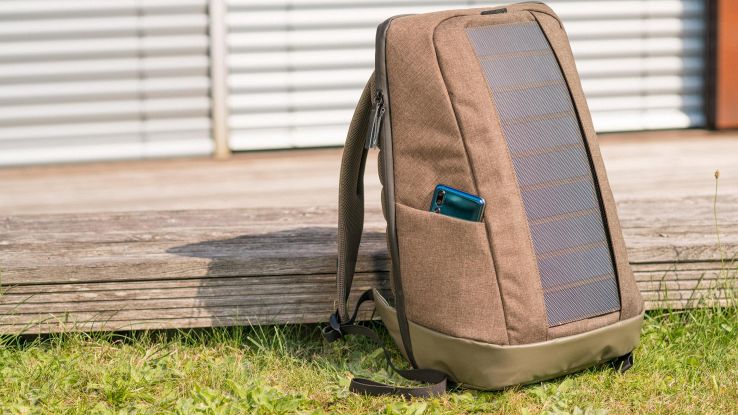 Kickstarter,in 60'fondi per zaino solare