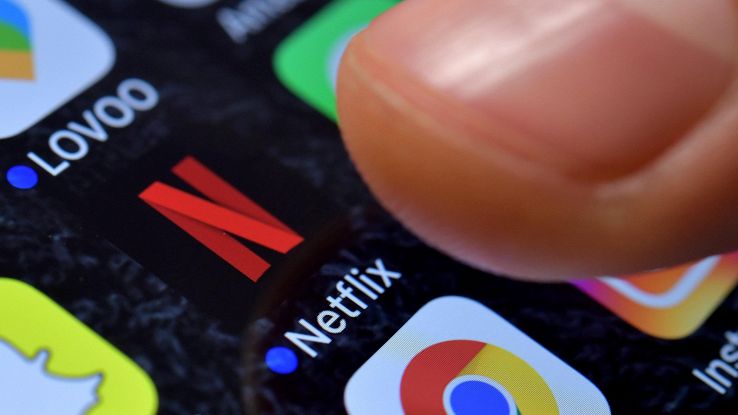 Norma anti-Netflix, film prima in sala