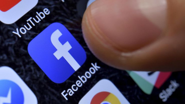 FB pensa a filtro per moderare commenti