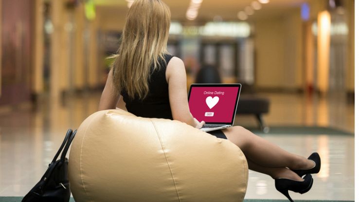 Cupido e il dating online: l’amore non si programma, tutto il resto sì