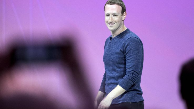 Facebook, comitato Gb attacca su dati