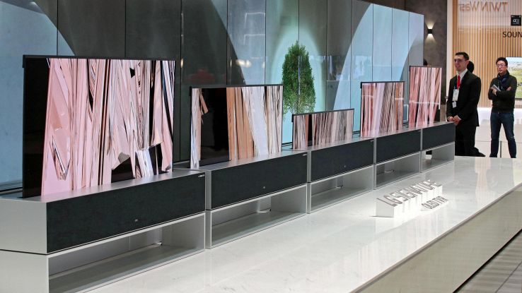 Enormi, curve e ultra-HD, le tv al Ces
