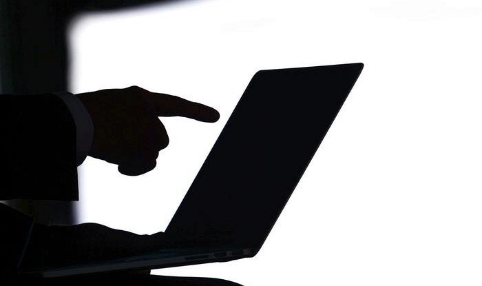 Fb e Twitter, rimossi numerosi falsi account anti-Occidente